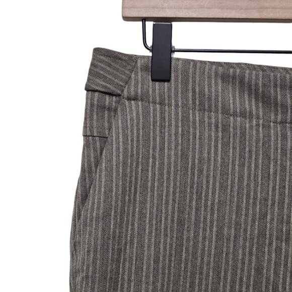 Kenneth Cole Reaction Striped Flat Front Mid-Rise Straight Leg Dress Pants Sz 6 - Picture 3 of 9